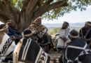 Indima Yamadoda Emizini YaseMzantsi Afrika: Isithethe Esiphilayo